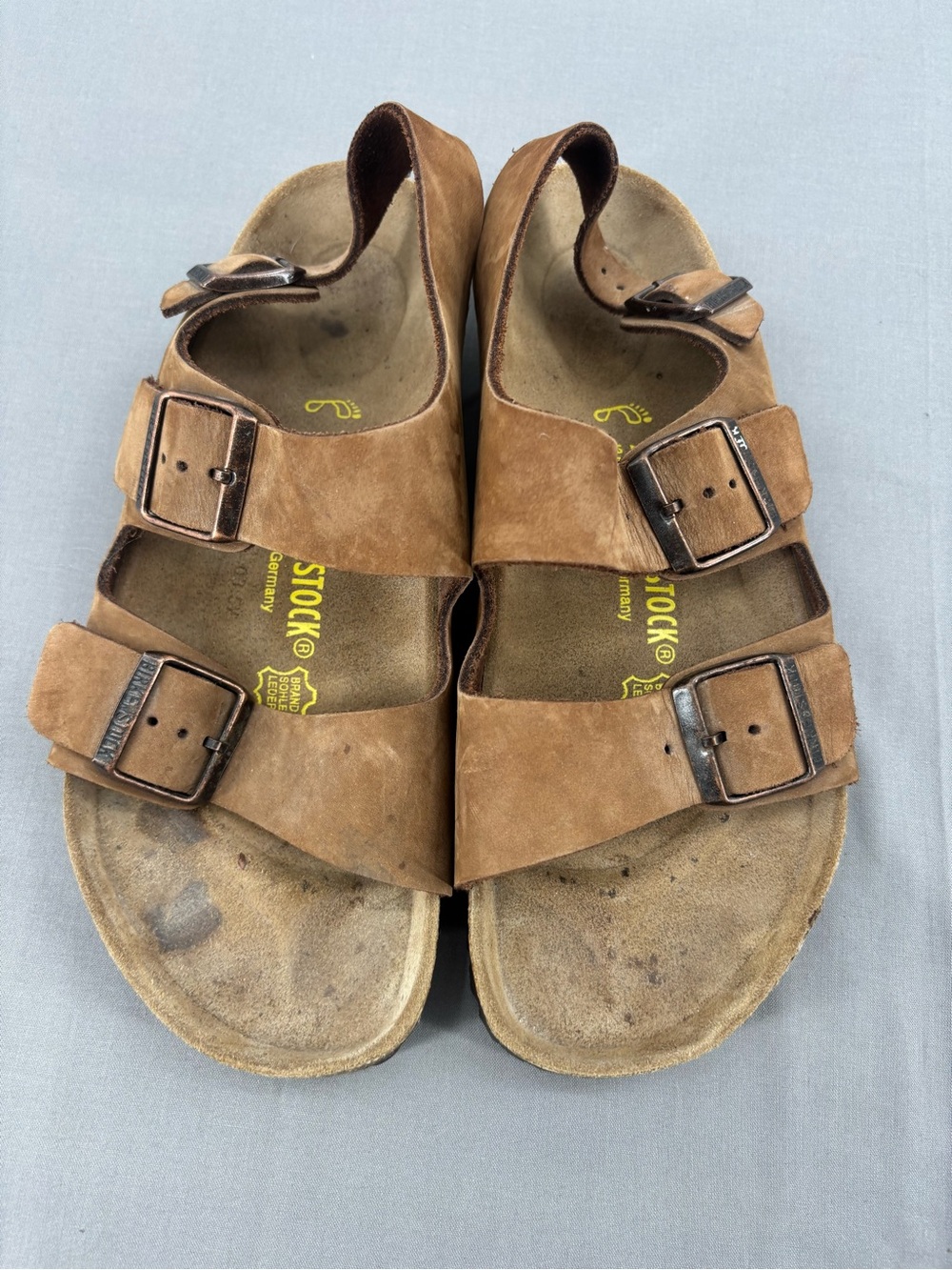 🤎 Birkenstock Arizona Suede Two-Strap Sandals – Tan/Taupe